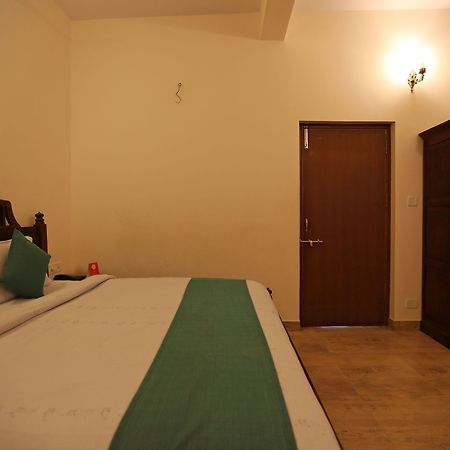 Oyo 6549 Hotel Gorbandh Monte Abu Exterior foto