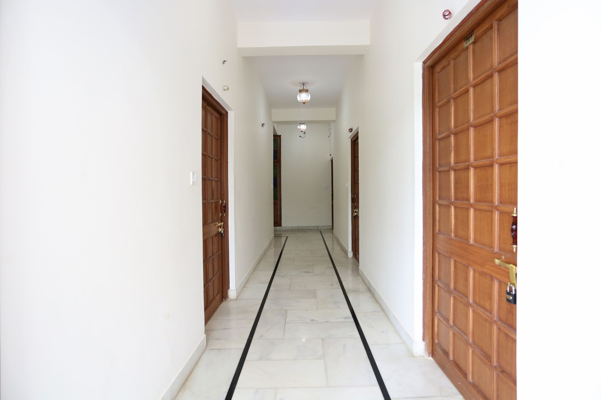 Oyo 6549 Hotel Gorbandh Monte Abu Exterior foto