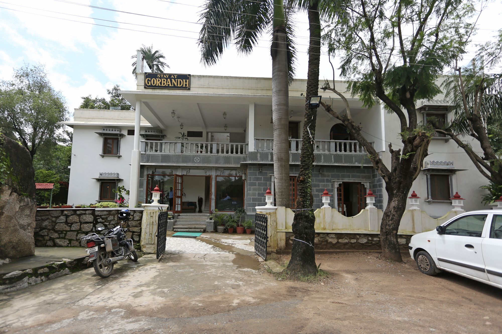 Oyo 6549 Hotel Gorbandh Monte Abu Exterior foto